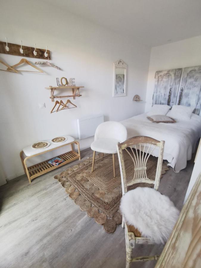 Au Poeme Du Chene, Logement Independant, Calme, Parking Gratuit Basse-Goulaine Ngoại thất bức ảnh
